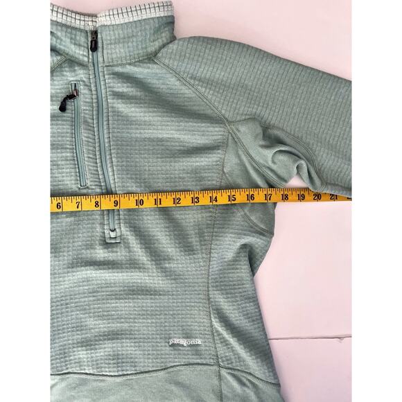 Patagonia R1 Pullover Women S Green Stretch Athleisure Sport 1/4 Zip High Neck - Picture 5 of 8